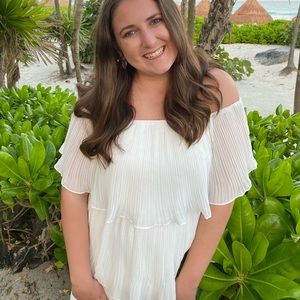 Lulu’s white dress